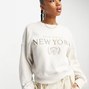 Abercrombie & Fitch Cream New York Sweatshirt